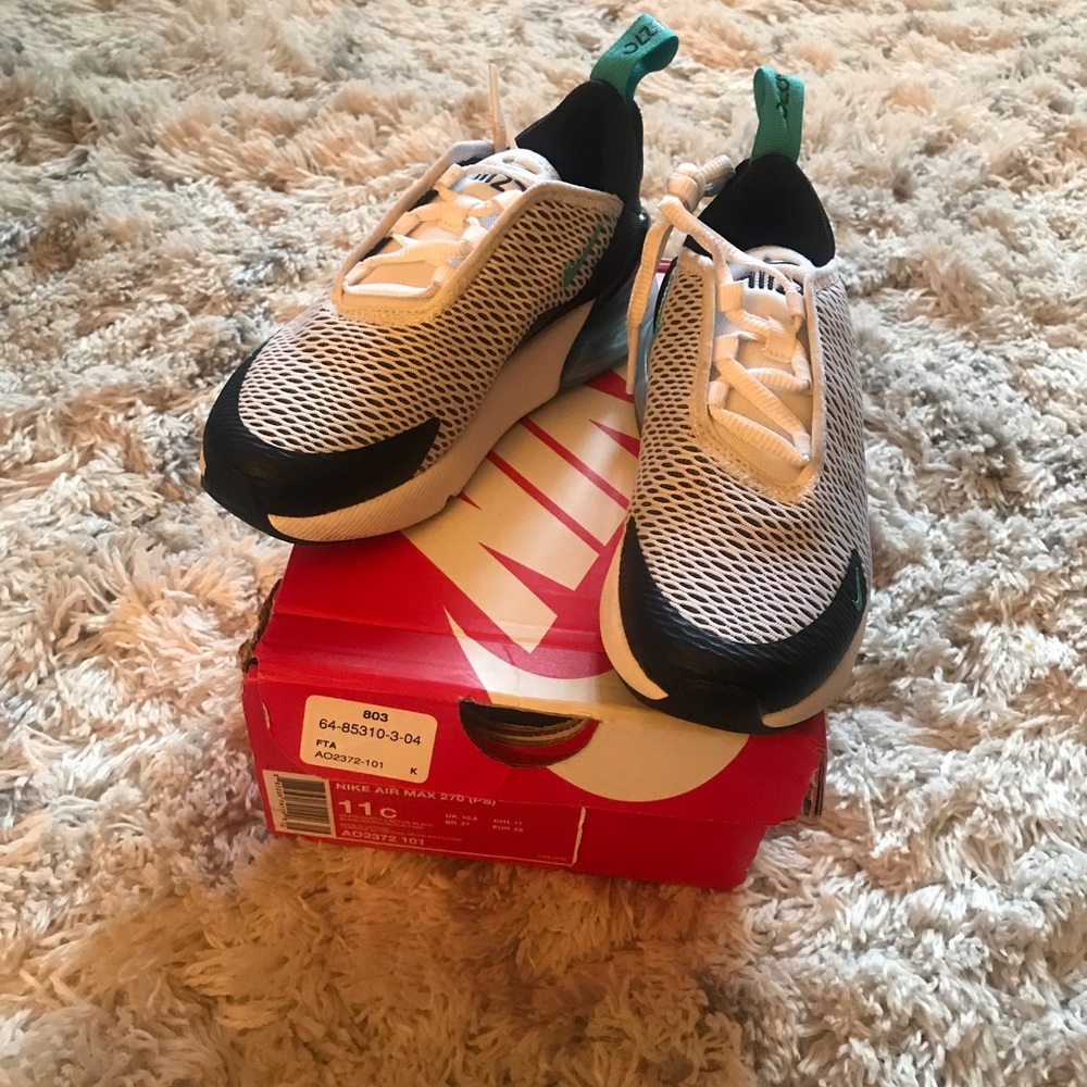 Nike Air Max 270